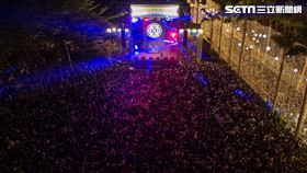 去年首屆舉辦的高雄聖誕生活節，兩日吸引破16萬人參與。（圖／翻攝畫面）