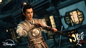 王鶴棣《大奉打更人》。（圖／Disney+提供）