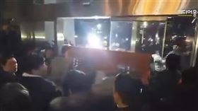 南韓,戒嚴令,戒嚴,尹錫悅,國會大廈（圖／翻攝自記者爆料網）