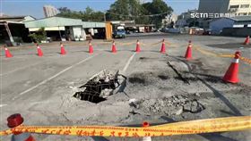 菜市場地基掏空 大車誤闖陷坑洞險跌落