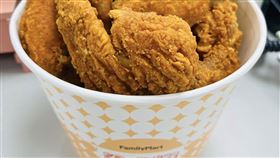 全家 炸雞（圖／翻攝自全家便利商店 / 7-11 超商新品&好物分享區臉書）