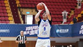 健行科大劉丞勳連三場上雙，此役攻下本季新高32分，另有5抄截。（圖／大專體總提供）