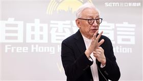 香港議會籌備委員會今（5）日舉行記者會說明「自由香港宣言」活動，聯電創辧人曹興誠也到場力挺。（圖／記者盧素梅攝影)