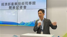  2024醫療科技展,軟性管狀醫療手術機器人,工研院,金屬中心,生技中心,智能,AI（圖／記者李育道攝影）