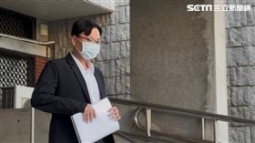 刑大警官爆喝花酒當軍師！出庭暴瘦一大圈　辯精神不濟「訊息傳錯人」。（圖／記者鍾昀軒攝影）

