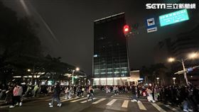 周杰倫大巨蛋完美落幕，萬人湧出場館。（圖／記者鄭尹翔攝影）