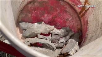 國軍操演滿地砲彈碎片　民眾撿拾回收賣錢