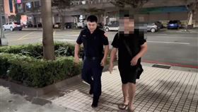 米克斯,狂吠,狂毆,