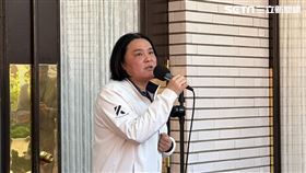 陳玉珍遭吳沛憶控外套裡面只穿內衣。（圖／記者詹宜庭攝影）