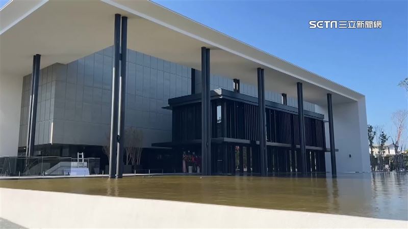 全球最大燒肉園區開幕！民電話打爆訂不到