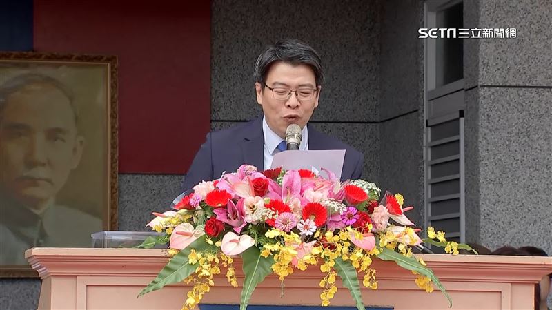 一中之爭升級！建中校長秀1898年印鑑參戰