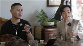 八炯、陳柏源（圖／翻攝自攝徒日記YouTube）