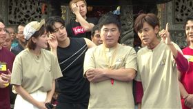 籃籃（左起）、胡瓜、阿翔闖關外景（圖／民視提供）