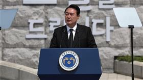 有韓國議員公開內部文件並爆料，戒嚴令的發布，是經尹錫悅「精心策劃」的。（翻攝自尹錫悅臉書）