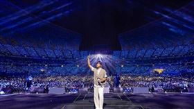 周董「下次別再隔7年」歌迷淚崩不肯離場