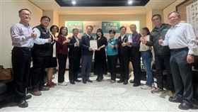 君綺醫美善盡企業責任　攜手嘉義縣政府照顧弱勢學生課後學習（業配勿用）