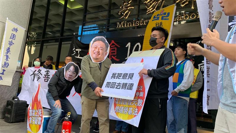 勞團抗議絕食百小時　挑戰勞動部