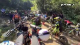 V車聚輾山林1200