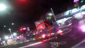 員警,攻擊,推打,高雄,三民二分局,交通分隊