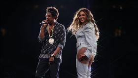 jayz(左)(圖/翻攝自jayz臉書)