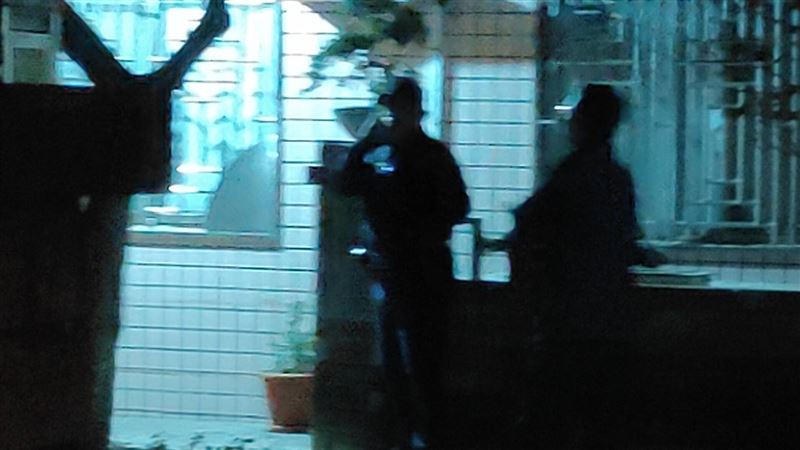 苗栗男殺母砍子！警趕抵目睹他墜樓慘死
