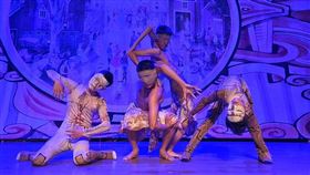 萬聖墓碑鎮慶典 六福旅遊集團提供