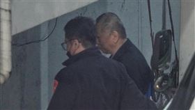 京華城案  北檢再提訊柯文哲台北地檢署偵辦京華城案已到收尾階段，為釐清相關金流等細節，檢察官29日下午再度提訊在押的前台北市長柯文哲（右）。中央社記者徐肇昌攝  113年11月29日