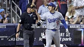 ▲大谷翔平可能無法在明年海外開幕戰以「二刀流」身分亮相。（圖／美聯社／達志影像）