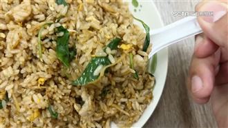 「學生愛心餐」遭濫用　炒飯名店怒吐心聲