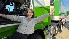 李懿考到聯結車執照（圖／經紀人提供）