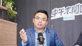 立委洪孟楷接受主持人黃光芹專訪表示，陳玉珍事件就像電影《讓子彈飛》的「六爺吃粉」，無辜的人清白要自己澄清。（圖／匯流新聞網提供）