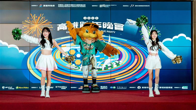 啦啦隊女神入院動刀　暴瘦一圈首吐病因