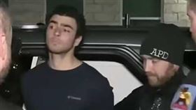 槍殺美醫療保險公司CEO學霸殺手嫌犯曼吉昂。（圖／YouTube LiveNOW from FOX）