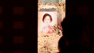 瓊瑤遺照曝光！溫暖燦笑留下「最美倩影」