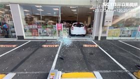 台南,新市,寶雅,暴衝,女駕駛