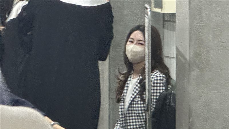 新／涉九州博奕案　最美董座徐培菁首出庭