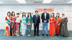 第二屆新住民事務諮詢委員會授證，賴清德：民進黨是推動多元族群權益第一品牌（圖／民進黨提供）