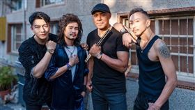 信樂團為了作品私下曾大吵架，左起飛鳴、LeeQ、Michael、Tomi。（圖／Bard’s Ｗhisper 吟遊詩人的呢喃）