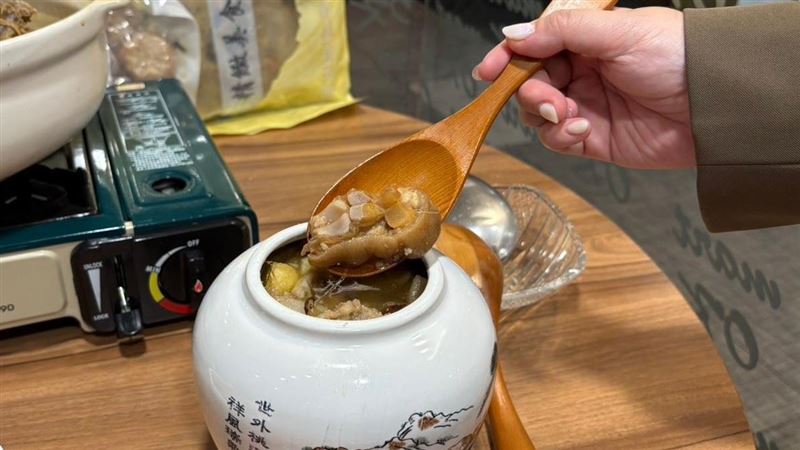 佛跳牆只要360元！OK經典年菜不到300元