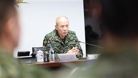 參謀總長赴國防部應變中心國防部參謀總長梅家樹上將12日赴國防部應變中心，期勉各級指揮官適應各種突發狀況及戰場環境。（軍聞社提供）中央社記者楊堯茹傳真 113年12月12日