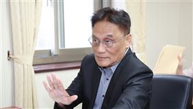 閩南語更名台灣台語  曾智勇：尊重立法院內政委員會9日邀請原民會主委曾智勇Ljaucu．Zingrur，針對「『台灣台語』名詞是否符合『國家語言』定義？是否侵犯台灣其他語言併存地位？」提出專題報告並備詢。曾智勇指出，原民會的立場是敬表尊重，尊重各族群有其歷史性和文化性。中央社記者張新偉攝  113年10月9日