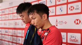 ▲李洋選手生涯最終戰，年終賽止步小組賽，王齊麟、李洋淚灑後台。（圖／羽協提供）