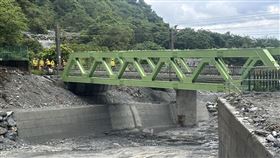 台鐵公司搶修小清水溪橋，確定可提前至12月21日通車。（圖／台鐵公司提供）