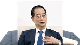 尹錫悅停職，國務總理韓悳洙代理總統（圖／翻攝自韓悳洙臉書）