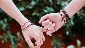 閨密 好友 好姊妹 朋友 圖/pixabay