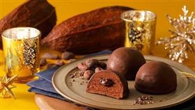 ▲點心Maruyama Kuchen疑產品包裝不良，有黴菌生長的風險，廠商決定自主回收超過2萬件商品。（圖／X）