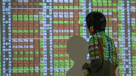 台股、股市、股票、股價、股息、股利、金融股　圖／記者林敬旻攝