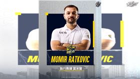 塞爾維亞籍教練莫米爾（Momir Ratkovic）轉任球隊執行教練。（圖／新北中信特攻提供）
