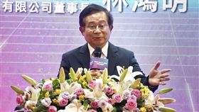 信驊科技南進高雄  打造技術驗證據點信驊科技董事長林鴻明（圖）2日代表與高雄市政府簽署「南進高雄合作意向書」，致詞時表示，未來擬以高雄作為技術驗證據點；此外，今年公司20週年慶活動，也決定移師高雄舉行。中央社記者董俊志攝  113年5月2日