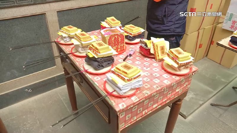 黃大米透露，收驚阿伯的驚人身價。（示意圖／資料照）